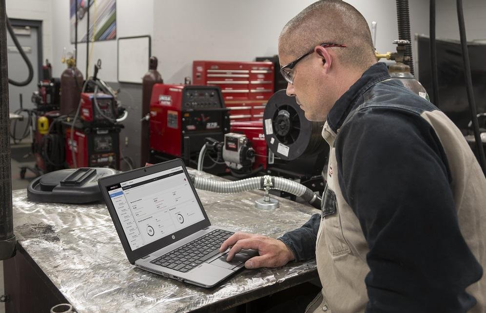 Inside America’s $23B Green Steel Revolution: Optimizing Steel Manufacturing with Digital Twin Technology and Smart IoT Integration